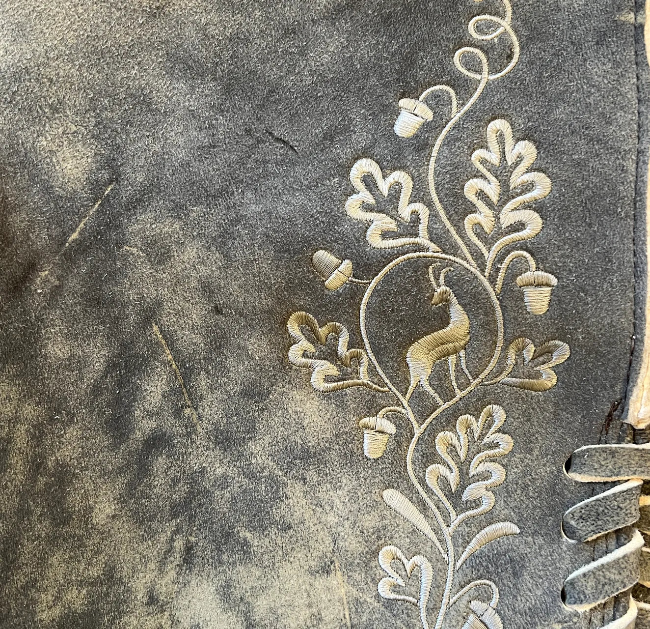 Lederhosen-Men-Ludwig-Natural-Embroidered